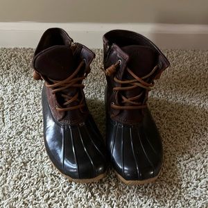 Women’s sperry rain boot